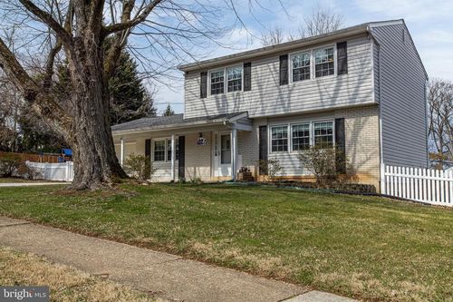 2 Henderson Hill Rd, NEWARK, DE, 19711-5959 | Card Image