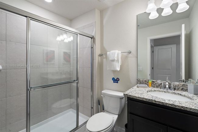 627 - 627 Jasmine Ln, Townhouse with 5 bedrooms, 5 bathrooms and null parking in DAVENPORT FL | Image 21