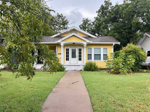 2110 Colcord Ave, Waco, TX, 76707-2740 | Card Image