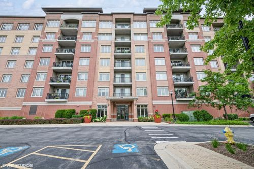 unit-504-1199 E Port Clinton Rd, Vernon Hills, IL, 60061-1251 | Card Image