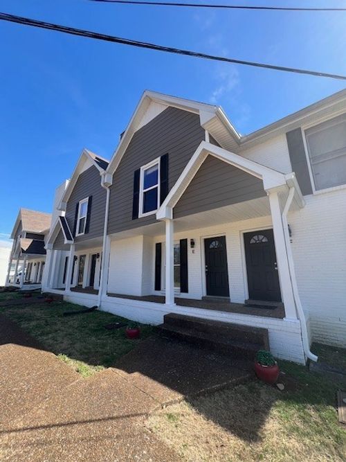 e-724 Due West Ave N, Madison, TN, 37115 | Card Image