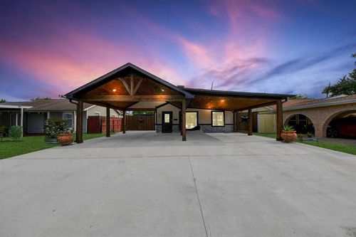 3013 Bond St, Pasadena, TX, 77503-1301 | Card Image