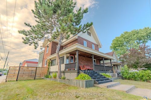 1006 Fraser St, North Bay, ON, P1B3X9 | Card Image