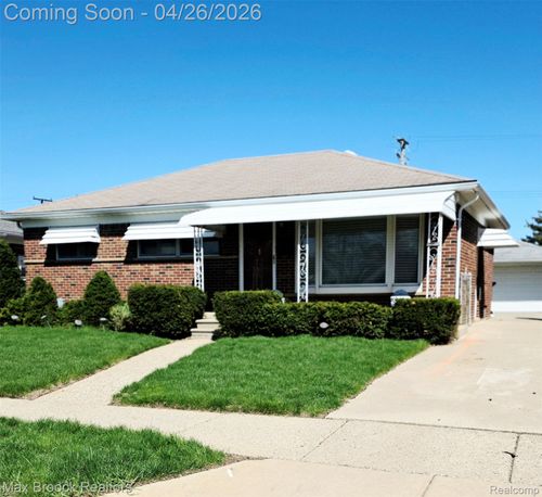 25866 Huron St, Roseville, MI, 48066-4939 | Card Image