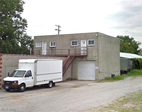 154 Woodbury St, Elyria, OH, 44035-4012 | Card Image