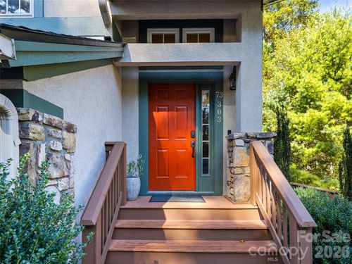 303-73 Ridgetop Cir, Brevard, NC, 28712-3071 | Card Image