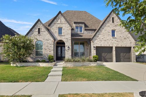 2212 Strolling Way, Argyle, TX, 76226 | Card Image