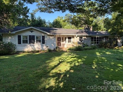255 Glengarnock Rd, Tryon, NC, 28782-3548 | Card Image