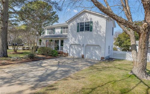 1585 Bunsen Dr, Virginia Beach, VA, 23454-6969 | Card Image