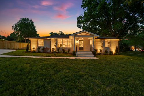 366 Barrywood Dr, Nashville, TN, 37211-4304 | Card Image