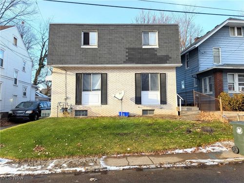 1327 15th St Nw, Canton, OH, 44703-1115 | Card Image