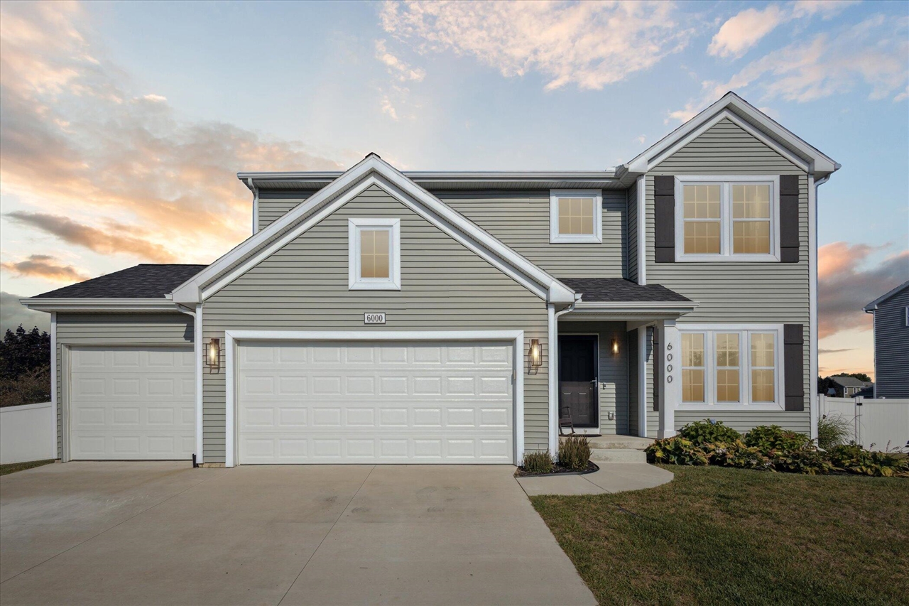 Wabash Ln, Stevensville, MI 49127