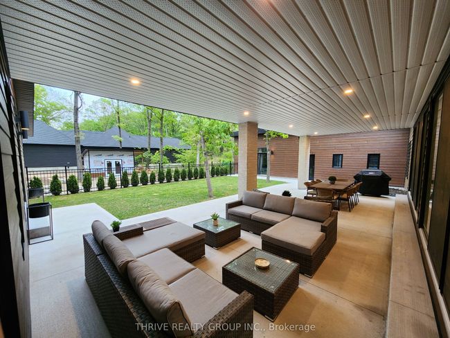 10107 Pinery Bluffs Rd, House other with 4 bedrooms, 4 bathrooms and 10 parking in Grand Bend ON | Image 43