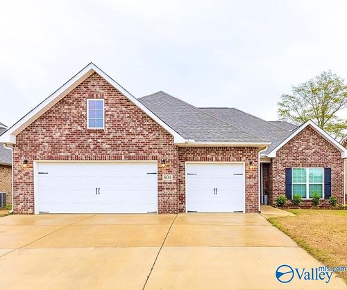 604 Ronnie Drive Se, Hartselle, AL, 35640 | Card Image