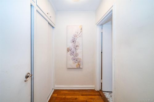 apt-1b-153 E Hartsdale Ave, Hartsdale, NY, 10530-3316 | Card Image