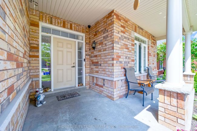 1626 Chilliwack St, House other with 8 bedrooms, 5 bathrooms and 3 parking in Oshawa ON | Image 4