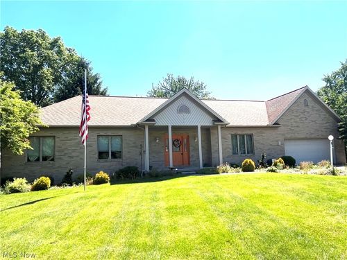 4524 Leawood Dr Ne, Canton, OH, 44714-2700 | Card Image