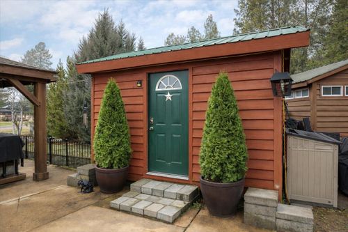 261 Tall Pine Loop N, Usk, WA, 99180-5123 | Card Image