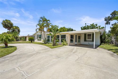 2521 Clipper Ship Way, SARASOTA, FL, 34231-5807 | Card Image