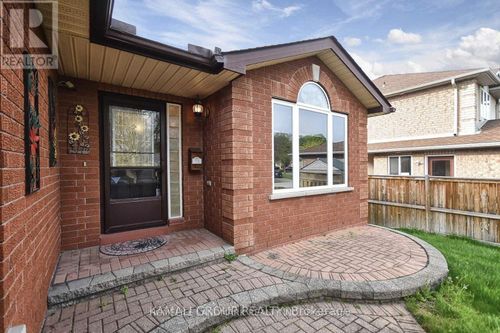 72 Osprey Ridge Rd, Barrie, ON, L4M6P3 | Card Image