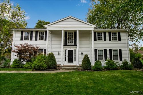 15 Briarhill Rd, Amherst, NY, 14221-1807 | Card Image