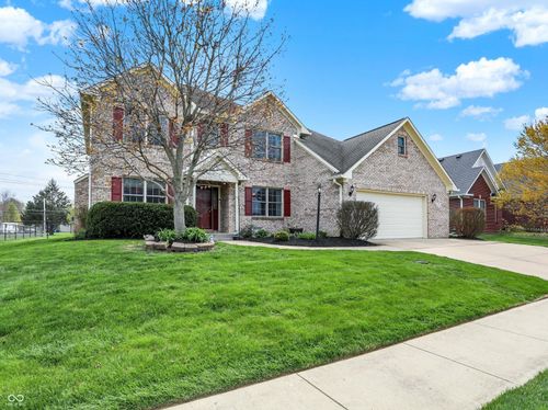 1611 Connemara Rd, Indianapolis, IN, 46217-5462 | Card Image