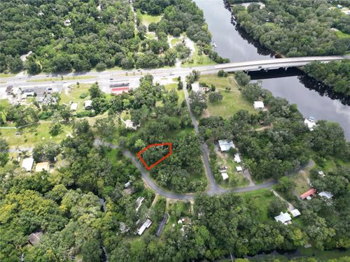 7719 Lake Avenue, FANNING SPRINGS, FL, 32693 | Card Image