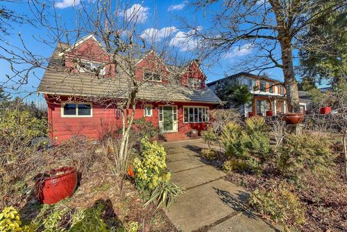 11795 99a Ave, Surrey, BC, V3V2P9 | Card Image