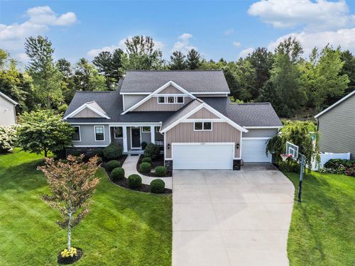 3084 Peachleaf Ct, Holland, MI, 49424-1219 | Card Image