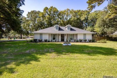 28781 Norwood Dr, House other with 3 bedrooms, 2 bathrooms and null parking in Livingston LA | Image 1