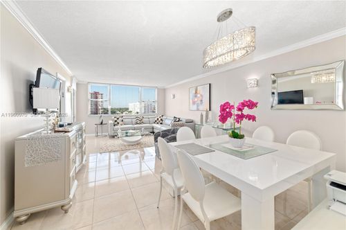 apt-618-3180 S Ocean Dr, Hallandale Beach, FL, 33009-7249 | Card Image