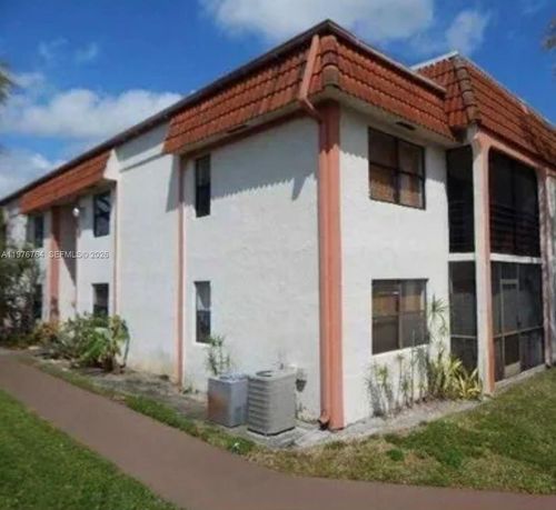 apt-103-851 Ne 207th Ter, Miami, FL, 33179-1945 | Card Image