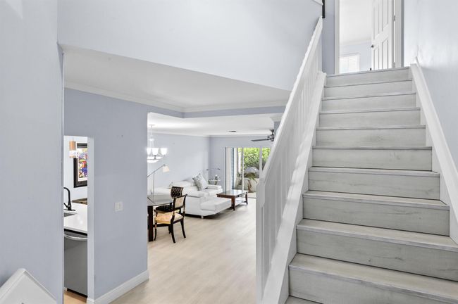 111 Ocean Dunes Cir, Condo with 2 bedrooms, 3 bathrooms and null parking in Jupiter FL | Image 7