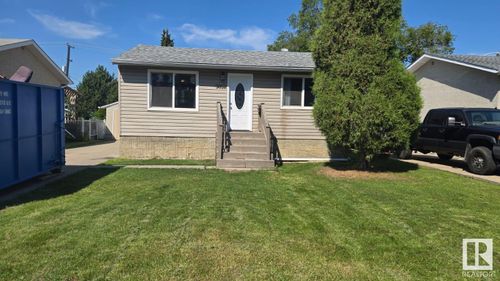 9052 153 St Nw, Edmonton, AB, T5R1P4 | Card Image