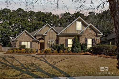 111 Sedgefield Ave, Fairhope, AL, 36532-7629 | Card Image