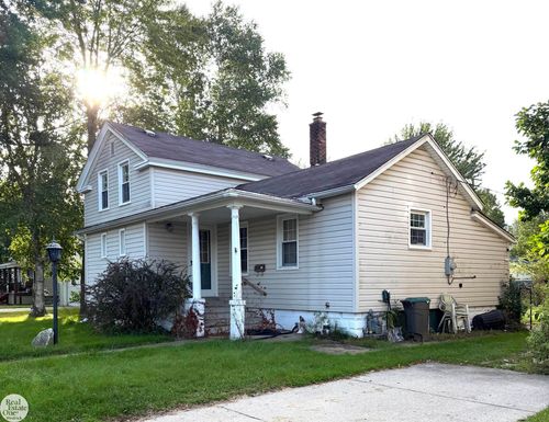325 West Blvd, Marine City, MI, 48039-1576 | Card Image