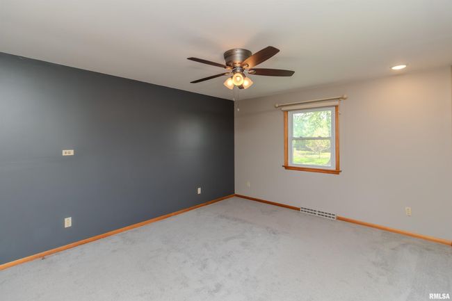 501 W High St, House other with 3 bedrooms, 2 bathrooms and null parking in Roanoke IL | Image 44