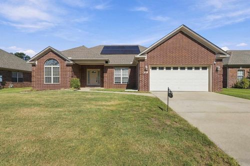 28 Berry Patch Dr, Cabot, AR, 72023-3852 | Card Image