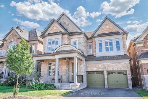 19 Pennine Dr, Whitby, ON, L1P0C3 | Card Image