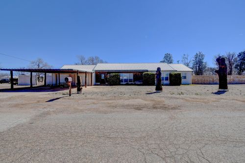401 Wood Ave, Amherst, TX, 79312-2023 | Card Image