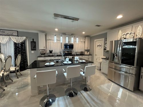 249 Hershal Ln, Cedar Creek, TX, 78612-2067 | Card Image
