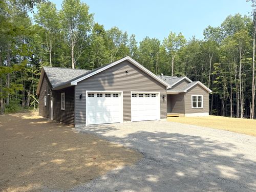 22 Lindsay Way, Sidney, ME, 04330 | Card Image