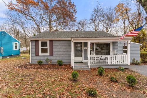44 Dawes Rd, Brockton, MA, 02301-4661 | Card Image