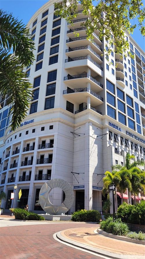 16a-50 Central Ave, SARASOTA, FL, 34236-5746 | Card Image