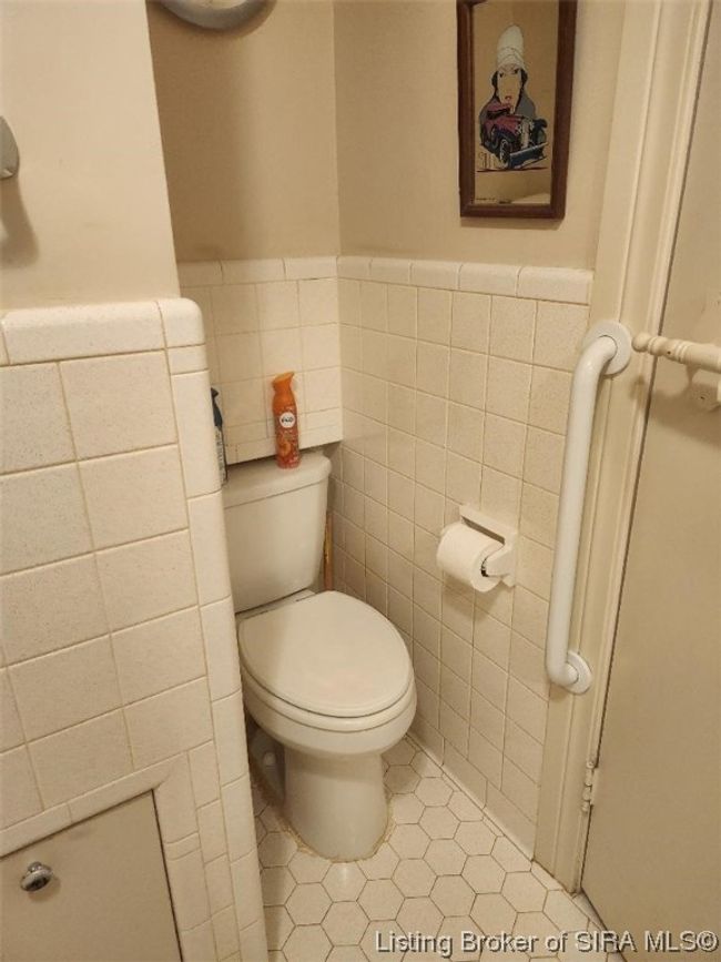 524 W Water St, Home with 3 bedrooms, 3 bathrooms and null parking in Paoli IN | Image 41