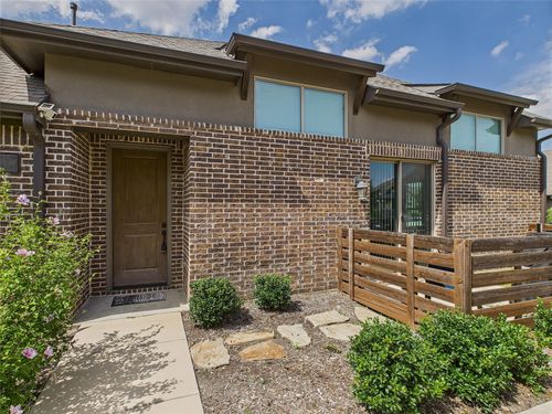 1657 Dewberry Ln, Garland, TX, 75042-3914 | Card Image