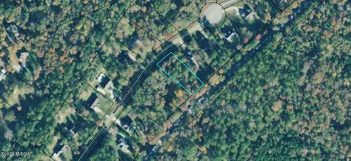 318 Graystone Pointe Dr, Macon, GA, 31211-7265 | Card Image