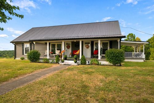 2412 Maysville Rd, Dickson, TN, 37055-5428 | Card Image