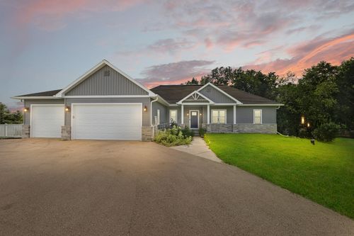 W2345 Big Ben Rd, EDEN, WI, 53019-1361 | Card Image