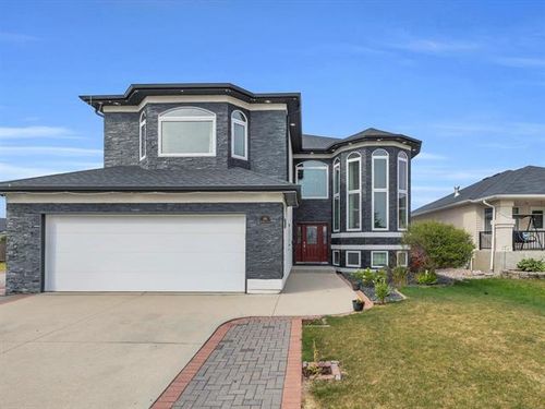36 Pinetop Rd, Winnipeg, MB, R3W0E9 | Card Image